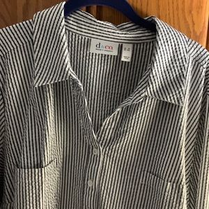Womens lovely cotton stripe 4 button shirt by Denim and Company